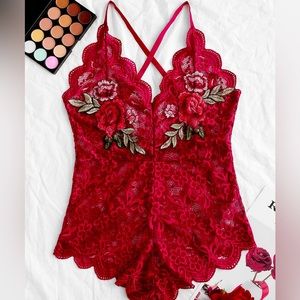 Women’s lingerie red with flowers size medium